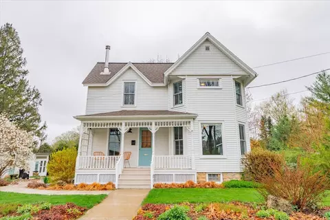 330 Lodi St, Lodi, WI 53555