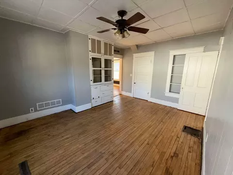 117 S Elm St, Adams, WI 53910