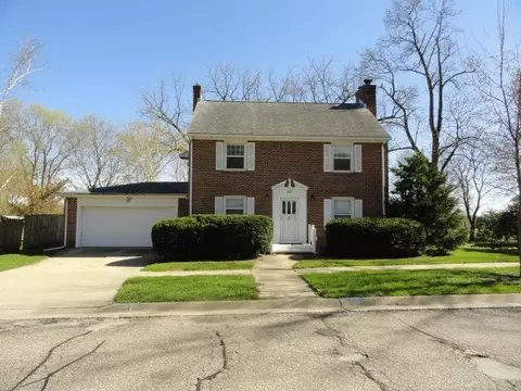 320 W Edgewater St, Portage, WI 53901
