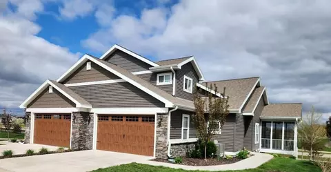 6532 Cortland Park Dr, Deforest, WI 53532
