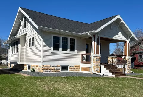 1019 Ellis Ave, Ashland, WI 54806