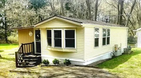 543 Glendale Dr, Edgerton, WI 53534