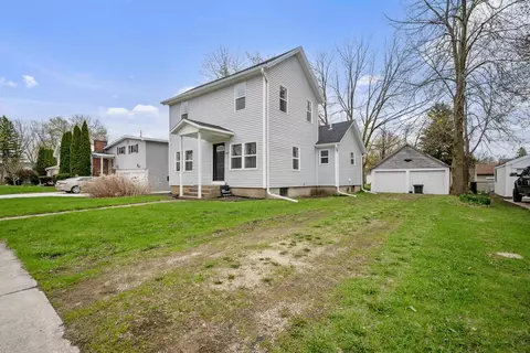 547 E Jackson St, Ripon, WI 54971