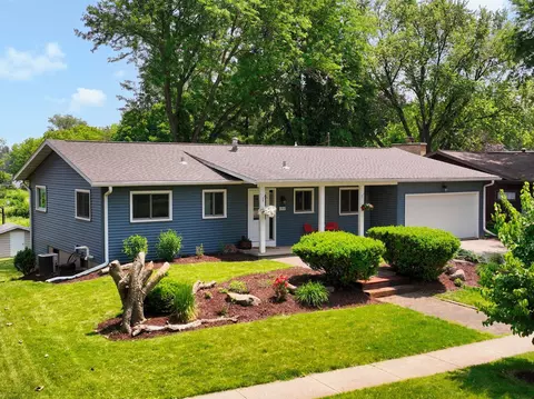 1511 Middleton St, Middleton, WI 53562