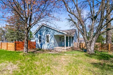 307 S Miller St, Oxford, WI 53952