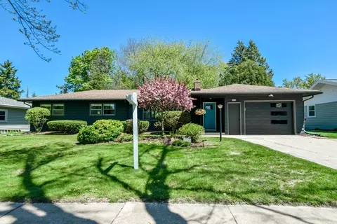 6620 Hubbard Ave, Middleton, WI 53562