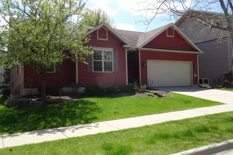 8913 Silkwood Trl, Verona, WI 53593
