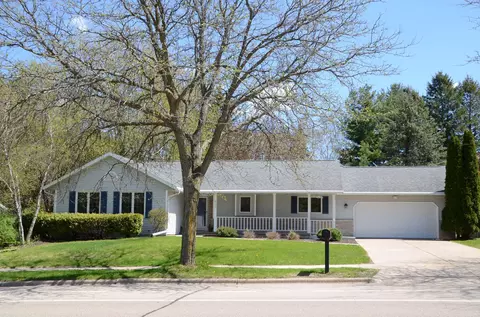 513 N High Point Rd, Madison, WI 53717