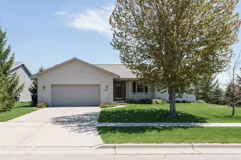4702 Glacier View Dr, Milton, WI 53563