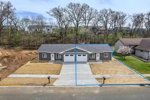 2432 Russell Ct, Reedsburg, WI 53959