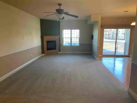 955 Liberty Blvd #106, Sun Prairie, WI 53590