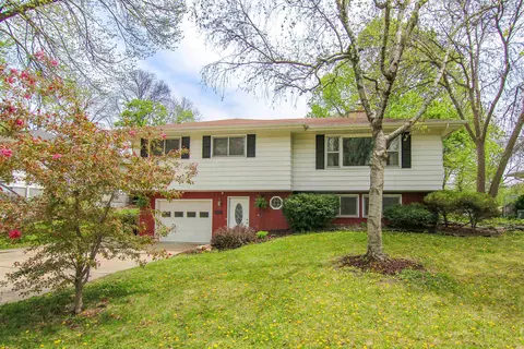 509 Hummingbird Ln, Madison, WI 53714