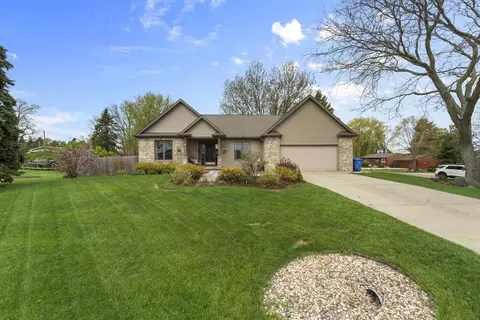 3767 N Point Rd, Middleton, WI 53562