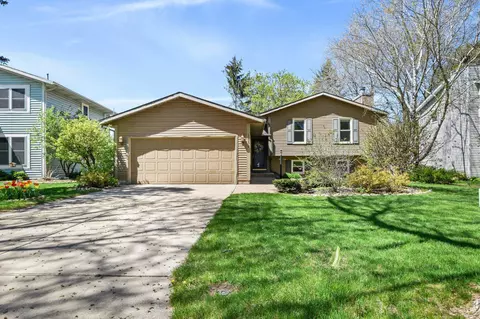 3030 Greenway Trl, Madison, WI 53719