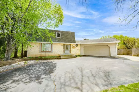 2531 Dartmouth Dr, Janesville, WI 53548