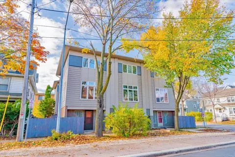 206 S Bassett St, Madison, WI 53703
