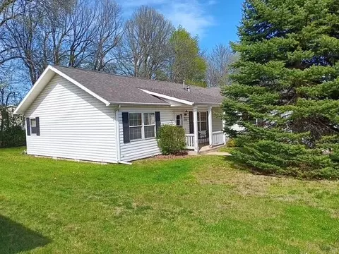 n115w21032 Brookside Cir, Germantown, WI 53022