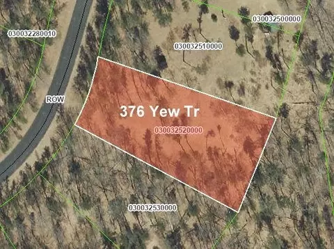 376 Yew Trl, Nekoosa, WI 54457
