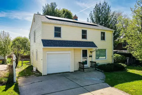 421 Toepfer Ave, Madison, WI 53711