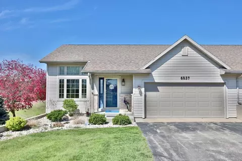 6037 Saddle Rdg, Portage, WI 53901