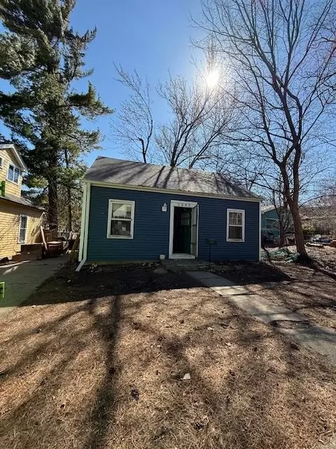 2943 Stevens St, Madison, WI 53705