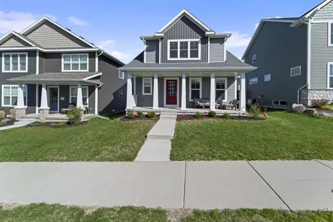614 Hillcrest Dr, Waunakee, WI 53597