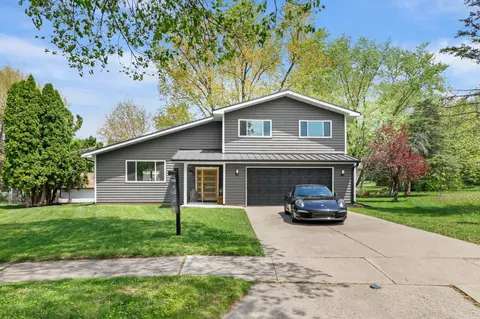 4518 Village Ln, Madison, WI 53704
