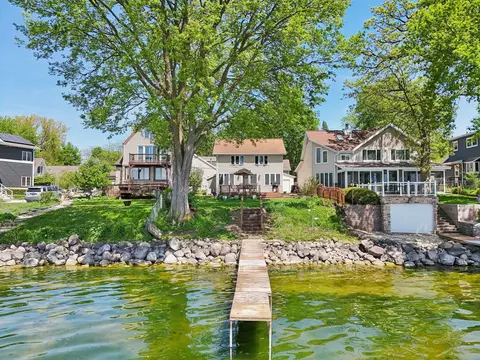 5206 Card Ave, Mcfarland, WI 53558