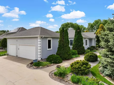 8705 Nelson Xing, Verona, WI 53593