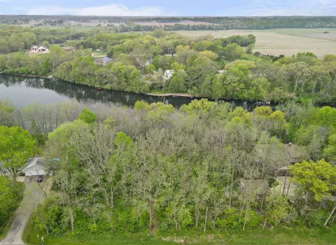 L2 County Road N, Stoughton, WI 53589