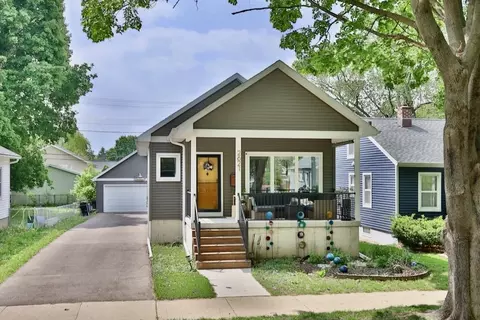 2621 Moland St, Madison, WI 53704
