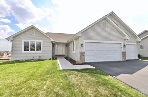 3701 Prairie Falcon Pass, Beloit, WI 53511