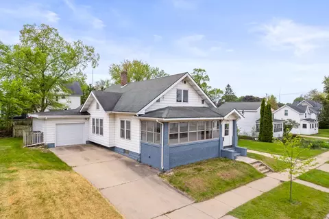 316 W Burns St, Portage, WI 53901