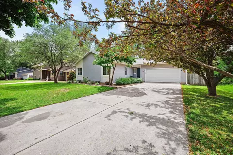 2518 Dunwoody Dr, Madison, WI 53713