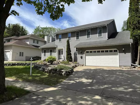 1714 Lewon Dr, Madison, WI 53711