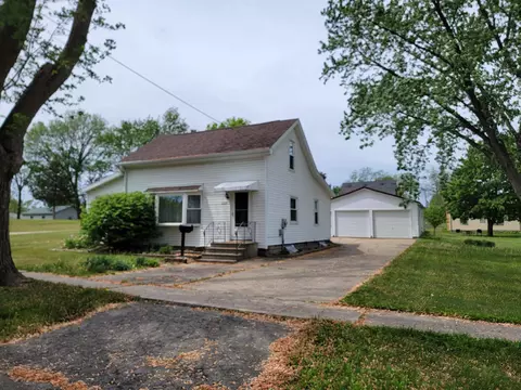 1407 E 2nd Ave, Brodhead, WI 53520