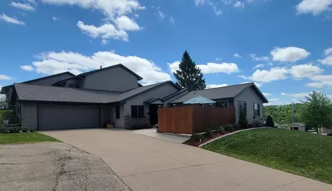 625 S Chestnut St UNIT A, Platteville, WI 53818