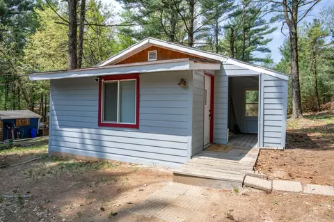 2065 Maple St, Friendship, WI 53934