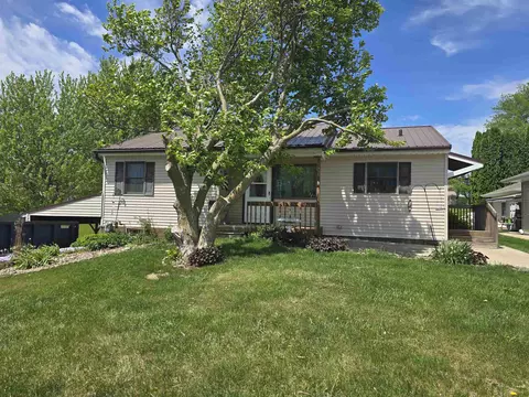 1550 11th St, Fennimore, WI 53809
