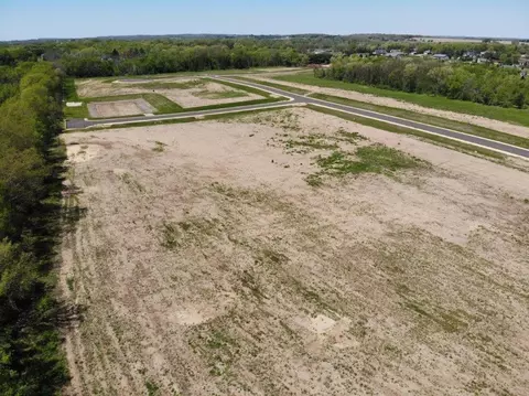 3165 W Prairie Grove Ln, Beloit, WI 53511 photo 2