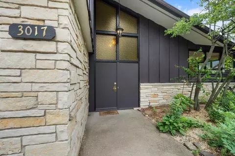 3017 Grandview Blvd, Madison, WI 53713