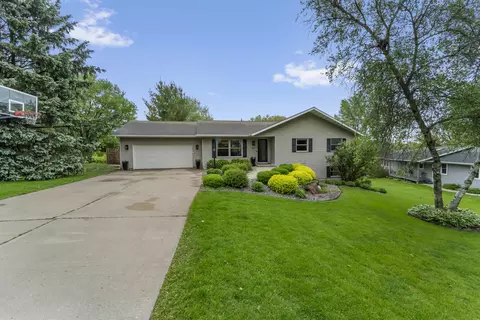 341 Harris St, Mineral Point, WI 53565