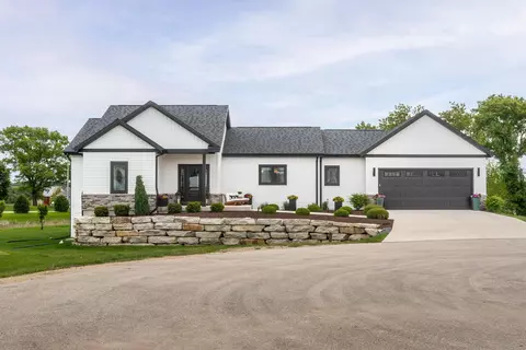 2515 Bass Rd, Cottage Grove, WI 53527