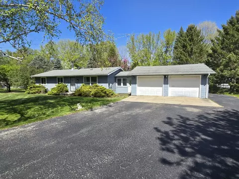 w2726 Menominee Court, Markesan, WI 53946