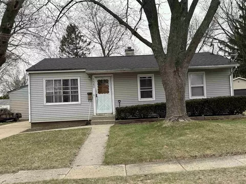 1540 Grant St, Beloit, WI 53511
