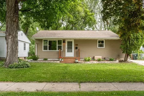 105 Silver Rd, Madison, WI 53714