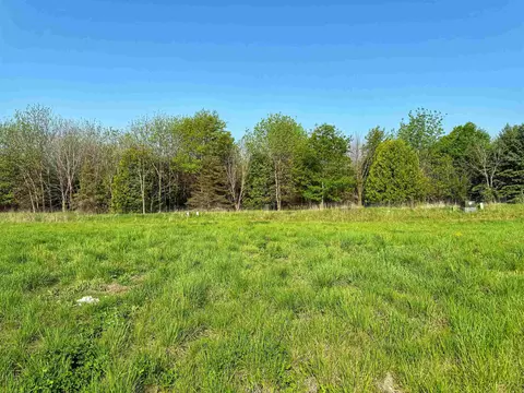 1257 Tivoli Cir, Oregon, WI 53575