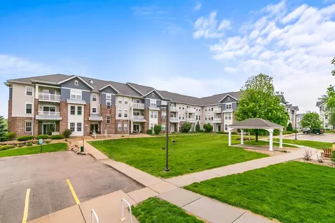 3848 Maple Grove Dr #208, Madison, WI 53719