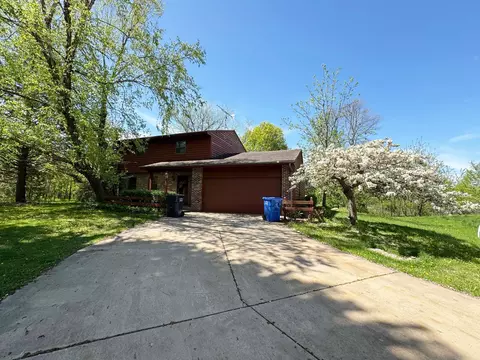 w225 Zacherias Road, Randolph, WI 53956