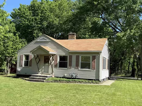 2107 W Grand Ave, Beloit, WI 53511